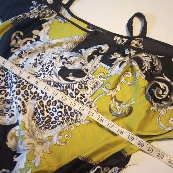 Animal & damask print batwing blouse with braided straps & elastic waist - Picture 3 of 9